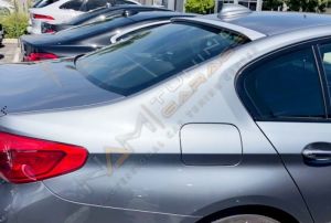 BMW 5 SERISI G30 CAM ÜSTÜ SPOILER - PIANO BLACK (PARLAK SIYAH)