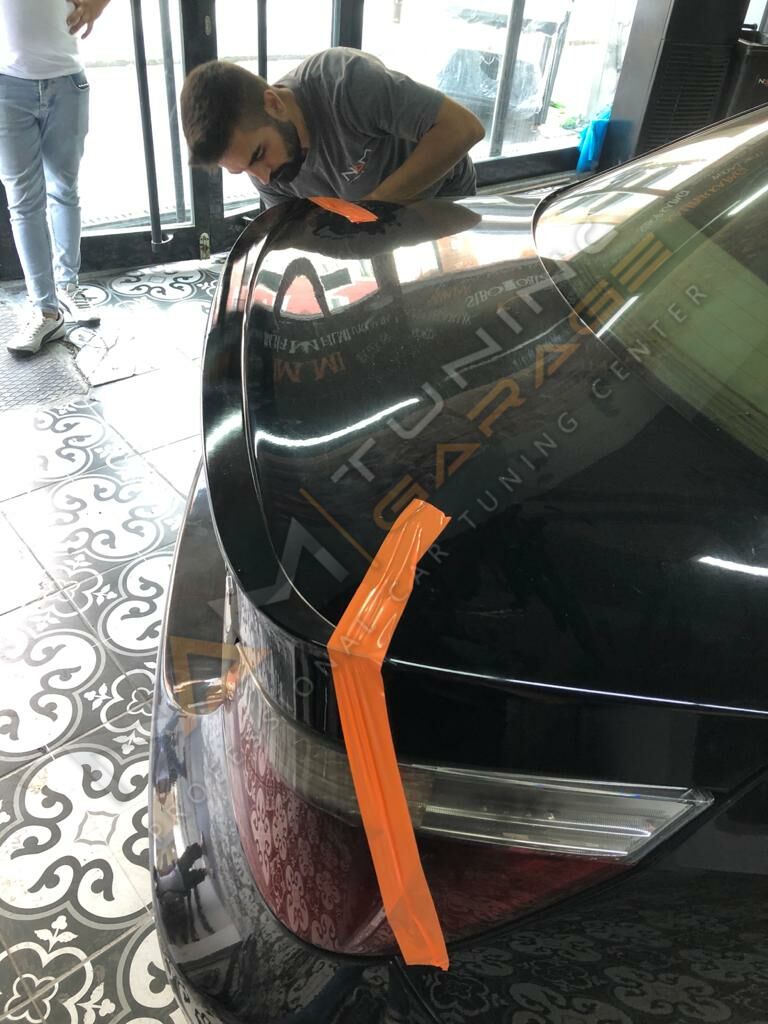 BMW 5 SERISI E60 2005-2010 BAGAJ SPOILER - PIANO BLACK (PARLAK SIYAH)