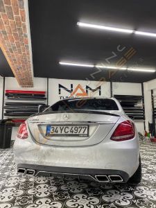 MERCEDES W205 2015-2021 C SERISI IÇIN UYUMLU AMG SPOILER - PIANO BLACK (PARLAK SIYAH)
