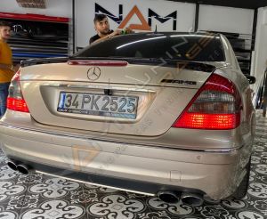 MERCEDES W211 BAGAJ ÜSTÜ SPOİLER PİANO BLACK