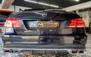 MERCEDES W212 (2009-2015) E SERISI IÇIN UYUMLU SPOILER - PIANO BLACK