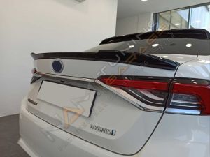 TOYATA COROLLA 2019+ IÇIN UYUMLU BAGAJ USTÜ SPOILER B DIZAYN (PIANO BLACK)