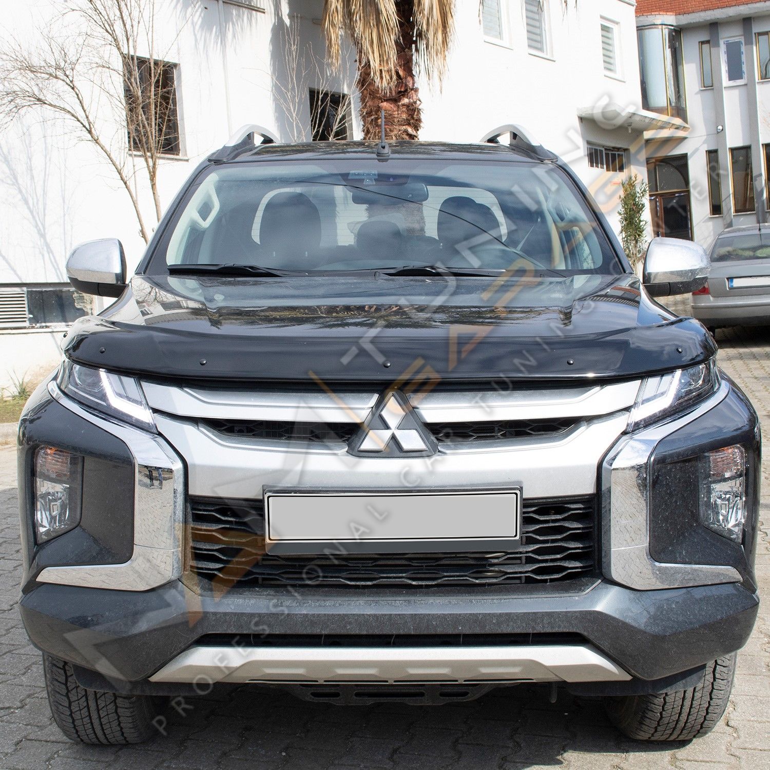 Mitsubishi L200 Kaput Rüzgarlığı 2019+