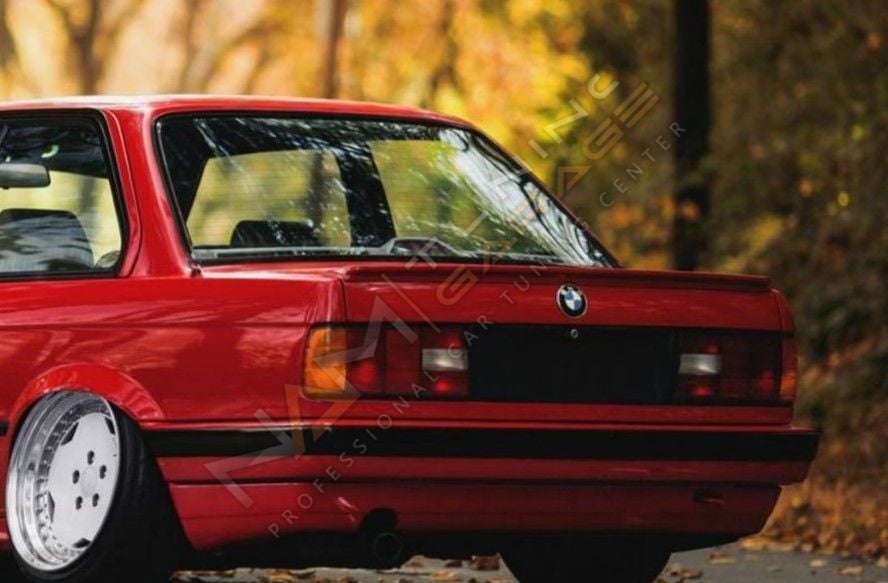 BMW E30 BAGAJ ÜSTÜ SPOİLER FİBER BOYALI