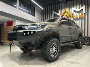 Toyota Hilux Ön Demir Tampon 2015+ (AQM-M50)