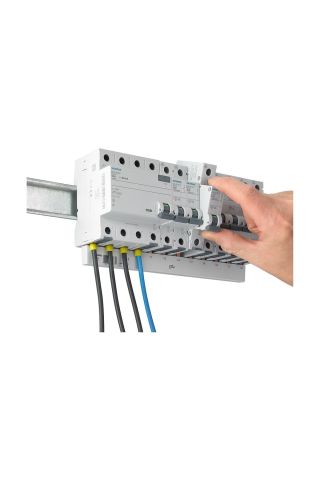 Siemens 3*63a 300mA  Kaçak Akım Koruma Rölesi 400V (3 Faz+Nötr)