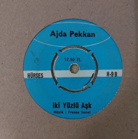 AJDA PEKKAN - İKİ YÜZLÜ AŞK 45LİK PLAK