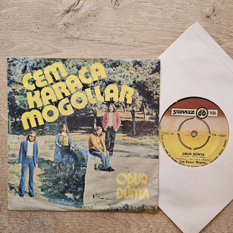 Cem Karaca & Moğollar – Obur Dünya / El Çek Tabip 45LİK PLAK