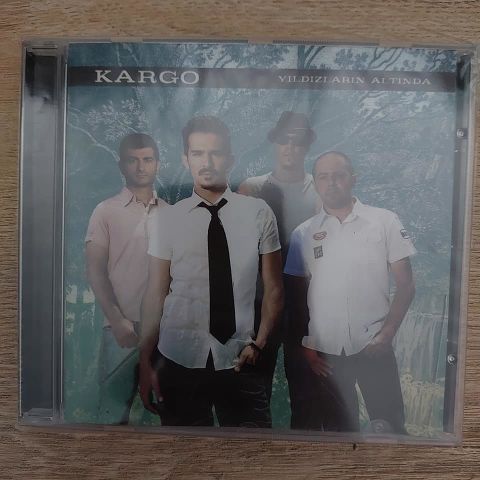 KARGO YILDIZLARIN ALTINDA CD