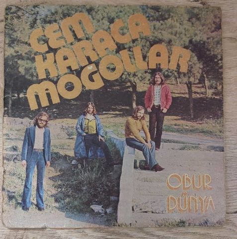 Cem Karaca & Moğollar – Obur Dünya / El Çek Tabip 45LİK PLAK