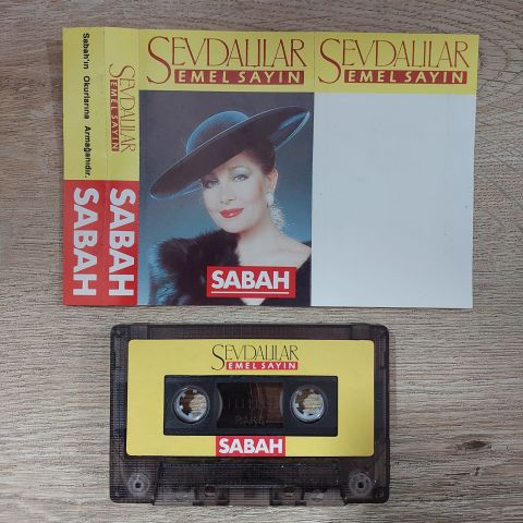 EMEL SAYIN - SEVDALILAR KASET