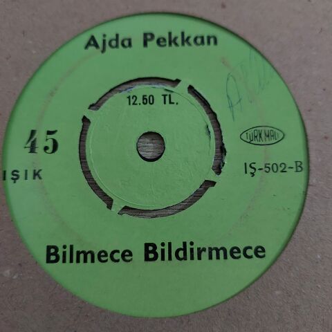 AJDA PEKKAN - BİLMECE BİLDİRMECE