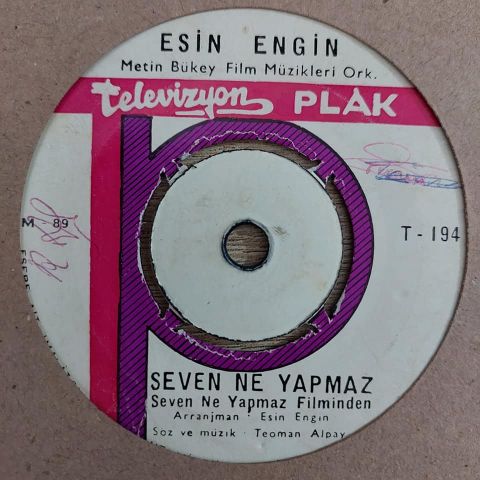 Esin Engin – Seven Ne Yapmaz 45LİK PLAK