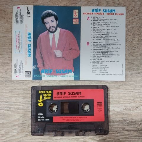 ARİF SUSAM - EVLİLERDE SEVEBİLİR HASRET OLMASIN KASET