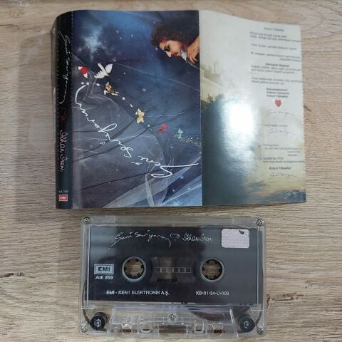 İLHAN İREM - SENİ SEVİYORUM KASET
