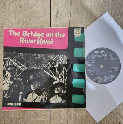 Malcolm Arnold – The Bridge On The River Kwai 45LİK PLAK