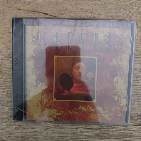 MILES DAVIS - SIESTA CD