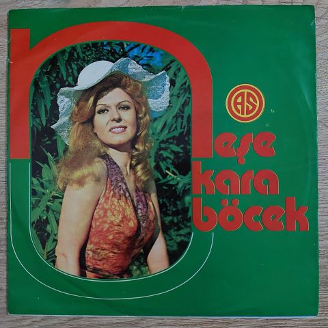Neşe Karaböcek – Zahidem / Kaşların Kara Leylam 45LİK PLAK