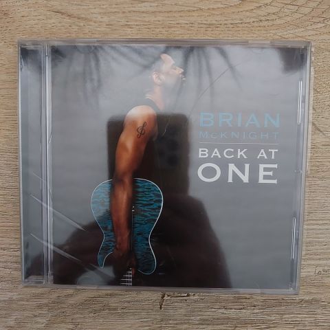 BRIAN MCKNIGHT - BACK AT ONE CD
