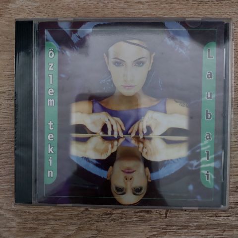 ÖZLEM TEKİN - LAUBALİ CD