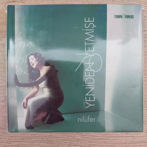 NİLÜFER - YENİDEN YETMİŞE CD