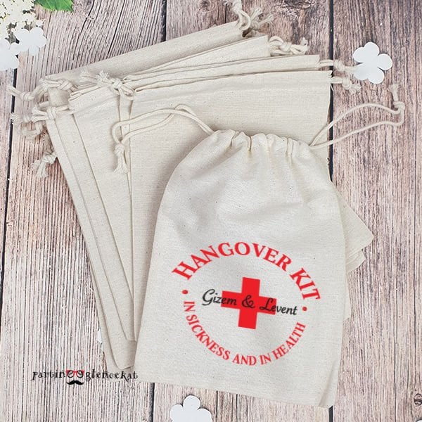 İsme Özel Hangover Kit '' in sickness and in health '' Yazılı