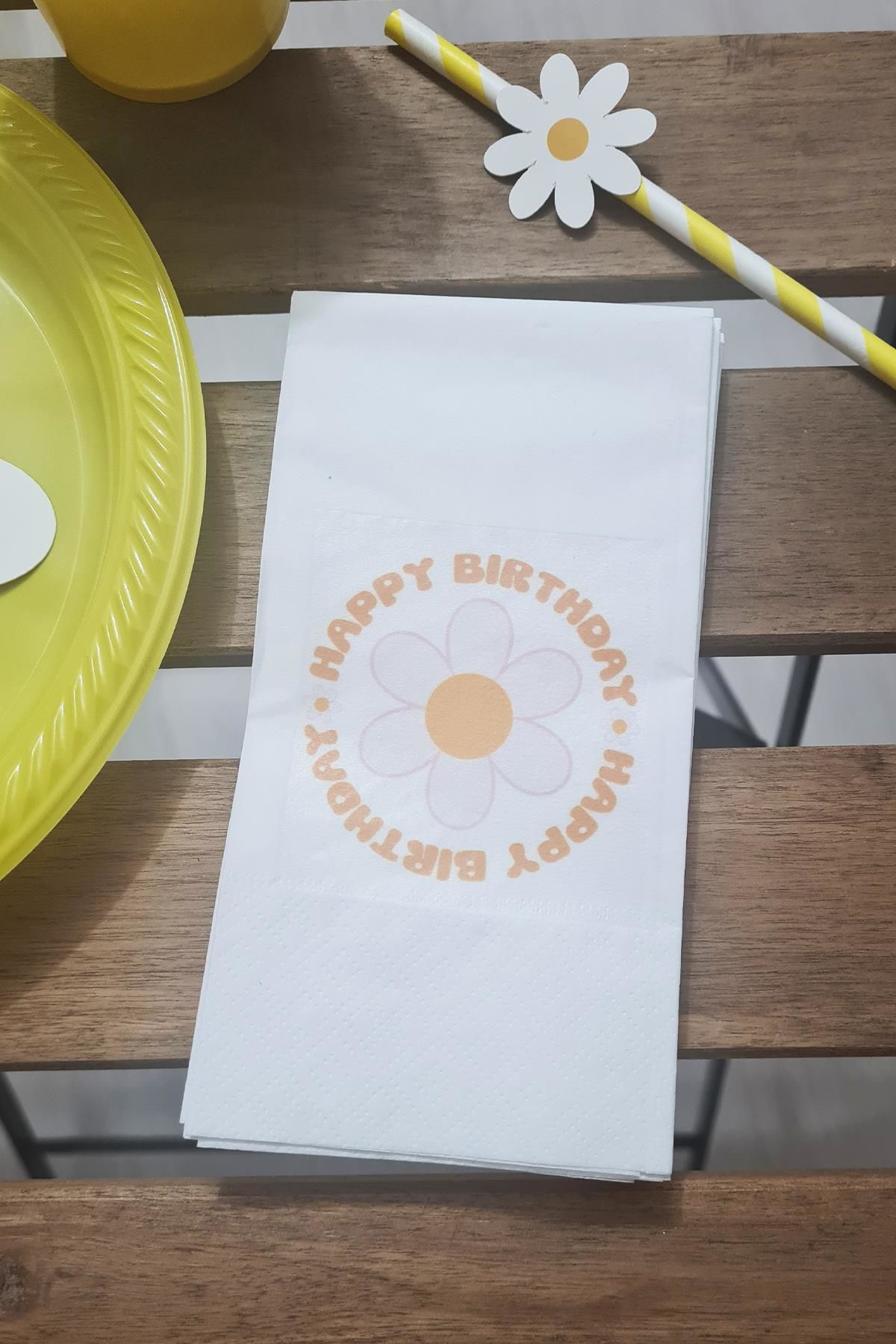 Papatya Tema Doğum Günü Peçetesi Happy Birthday 20li