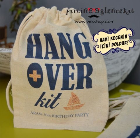 Lacivert - Gold Konsept Kişiye Özel Baskılı Hangover Kit Kesesi