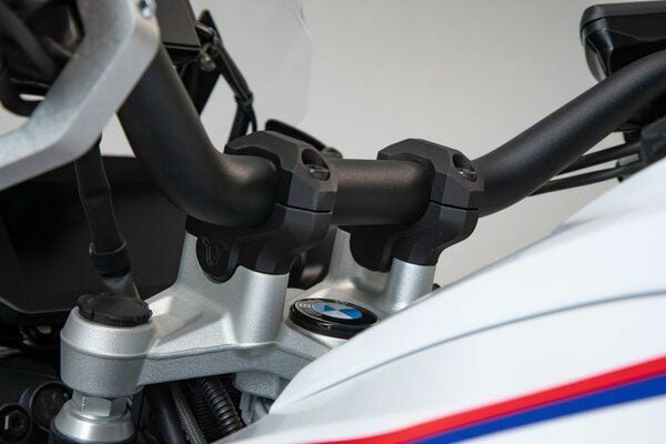 GİDON YÜKSELTME 32mm Geri Çekme 20mm BMW 1250 GS Adventure (18-23) LEH.07.039.12601/B