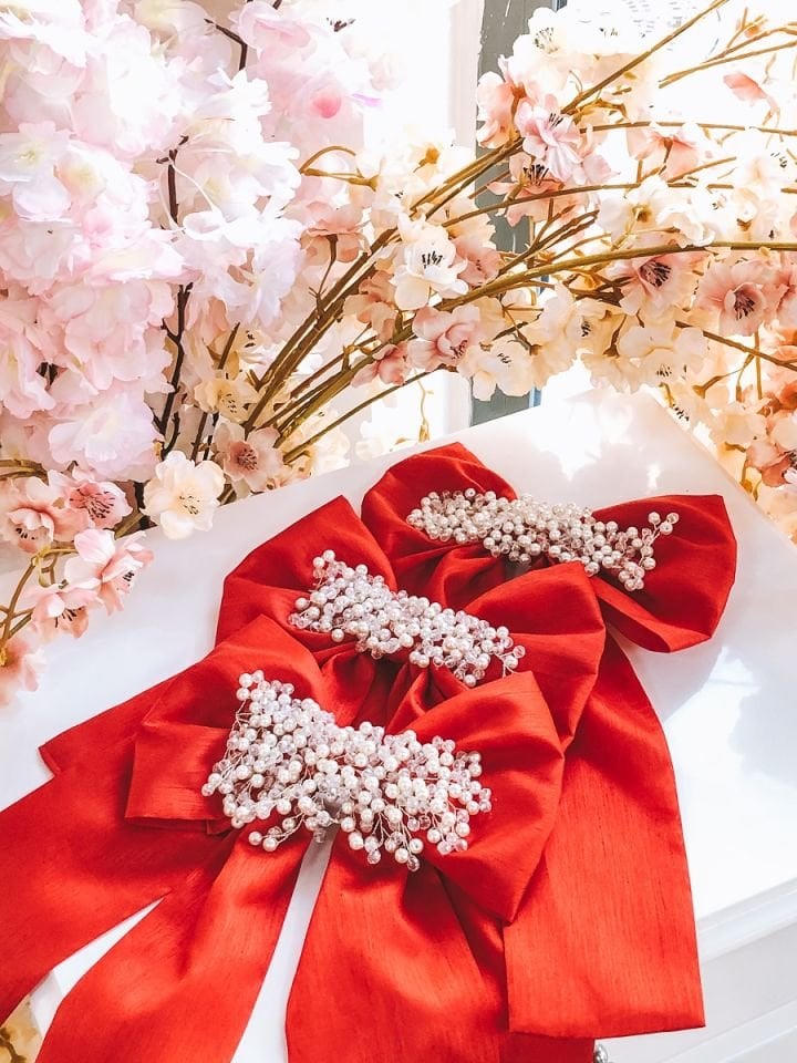 Red Pearl Bow clips