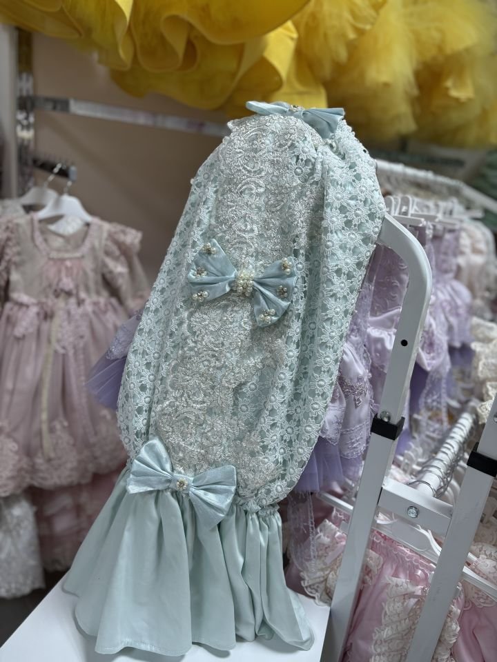 Mint Blue Cocoon