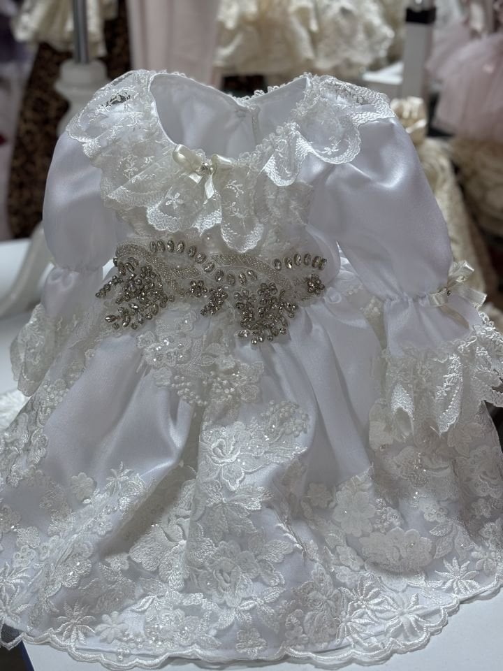 White silk fabric dress and bonnet