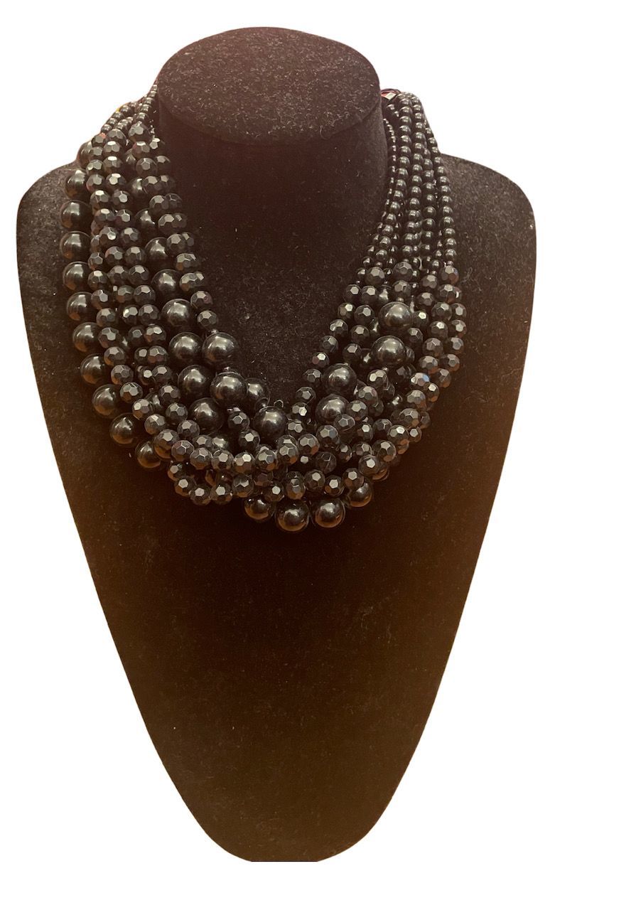 BLACK PEARLS