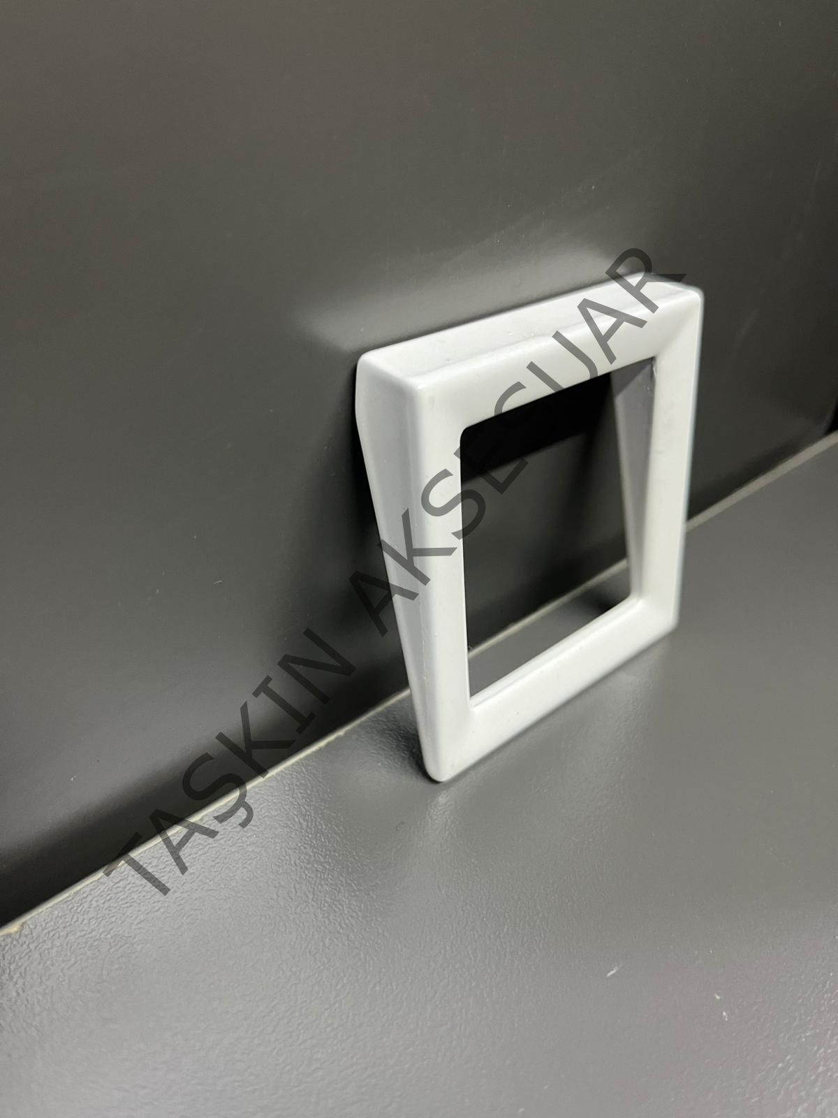 Kare Metal Kulp 32mm Beyaz Dolap Kapak Modern Çekmece Mobilya Kulbu Tv Ünite Komidin Şifonyer
