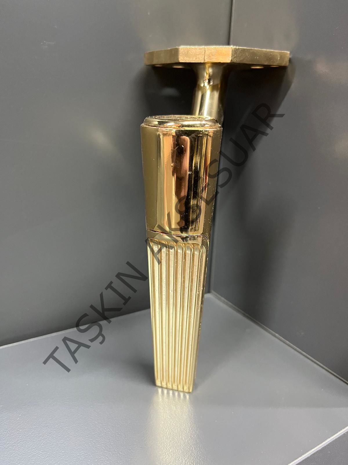 Smart Metal Ayak 16-21-25cm Altın Modern Gold Mobilya Ayağı Dolap Koltuk Komidin Kitaplık Tv Ünite