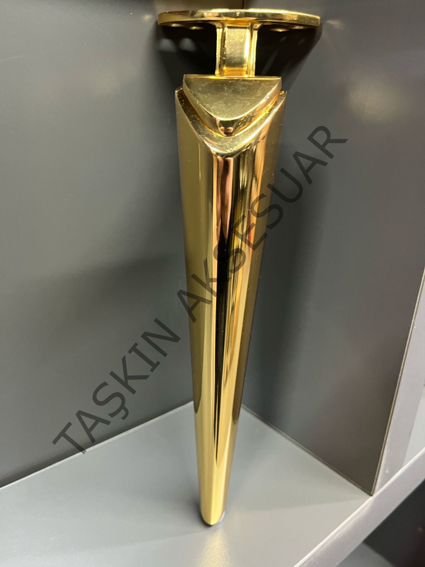 Belek Metal Ayak Altın 15-20-25cm Modern Gold Mobilya Ayağı Dolap Koltuk Tv Ünite Komidin Şifonyer