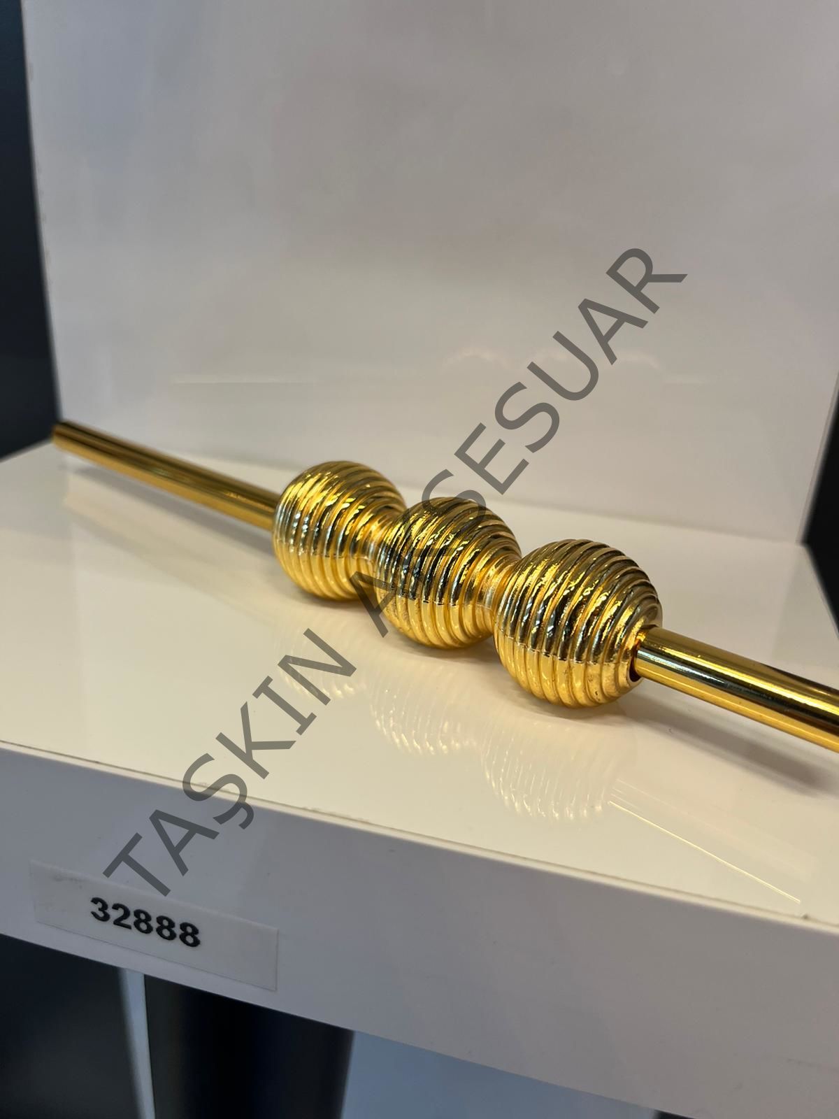 Petra Çizgili Metal Kulp Altın 32-128mm Modern Gold Mobilya Kulbu Dolap Kapak Çekmece Tv Ünite Komidin