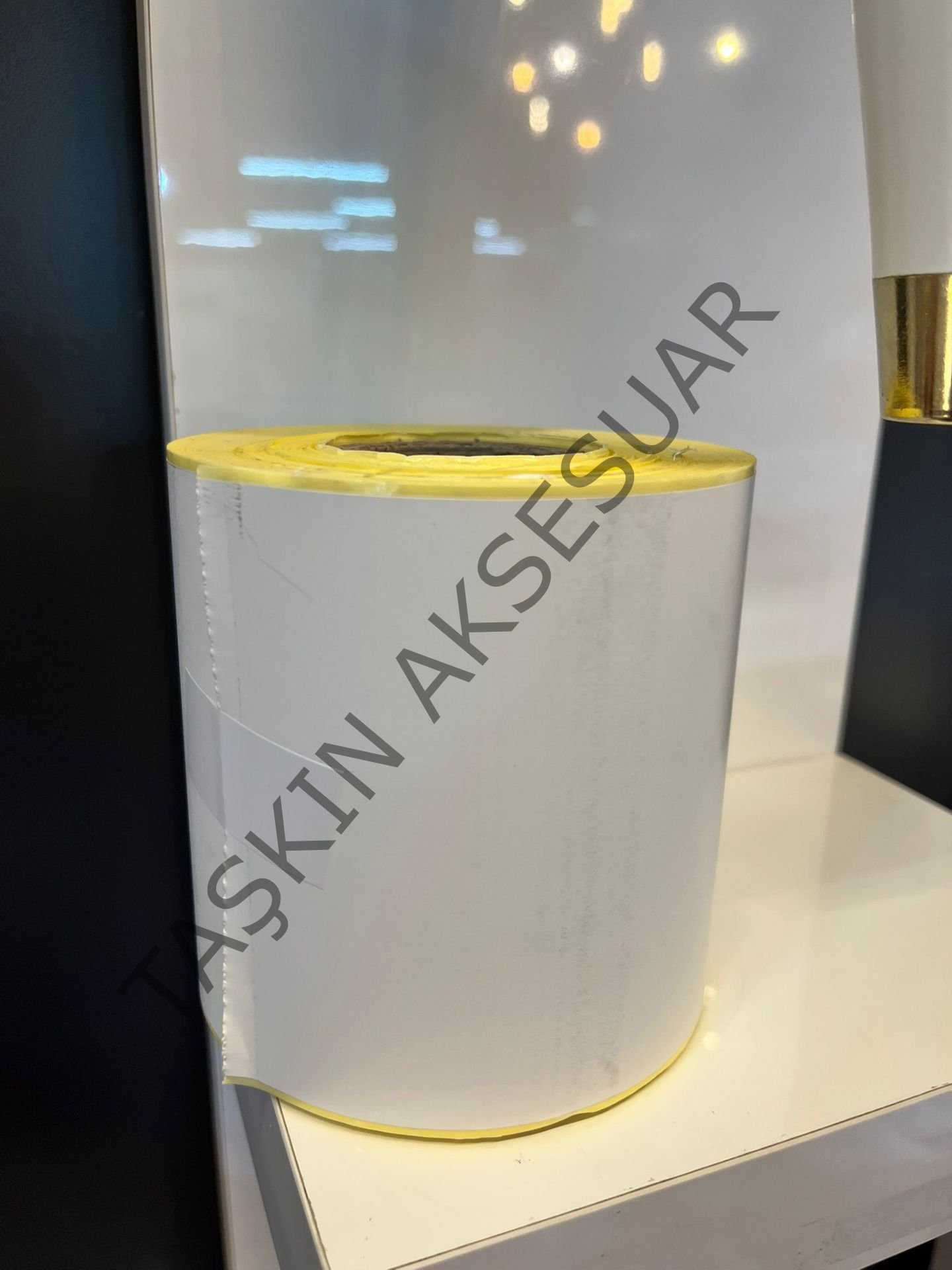 100x200mm Termal Etiket Beyaz Renkli Koli Barkodu 10x20cm (225 Sarım) 1 Adet