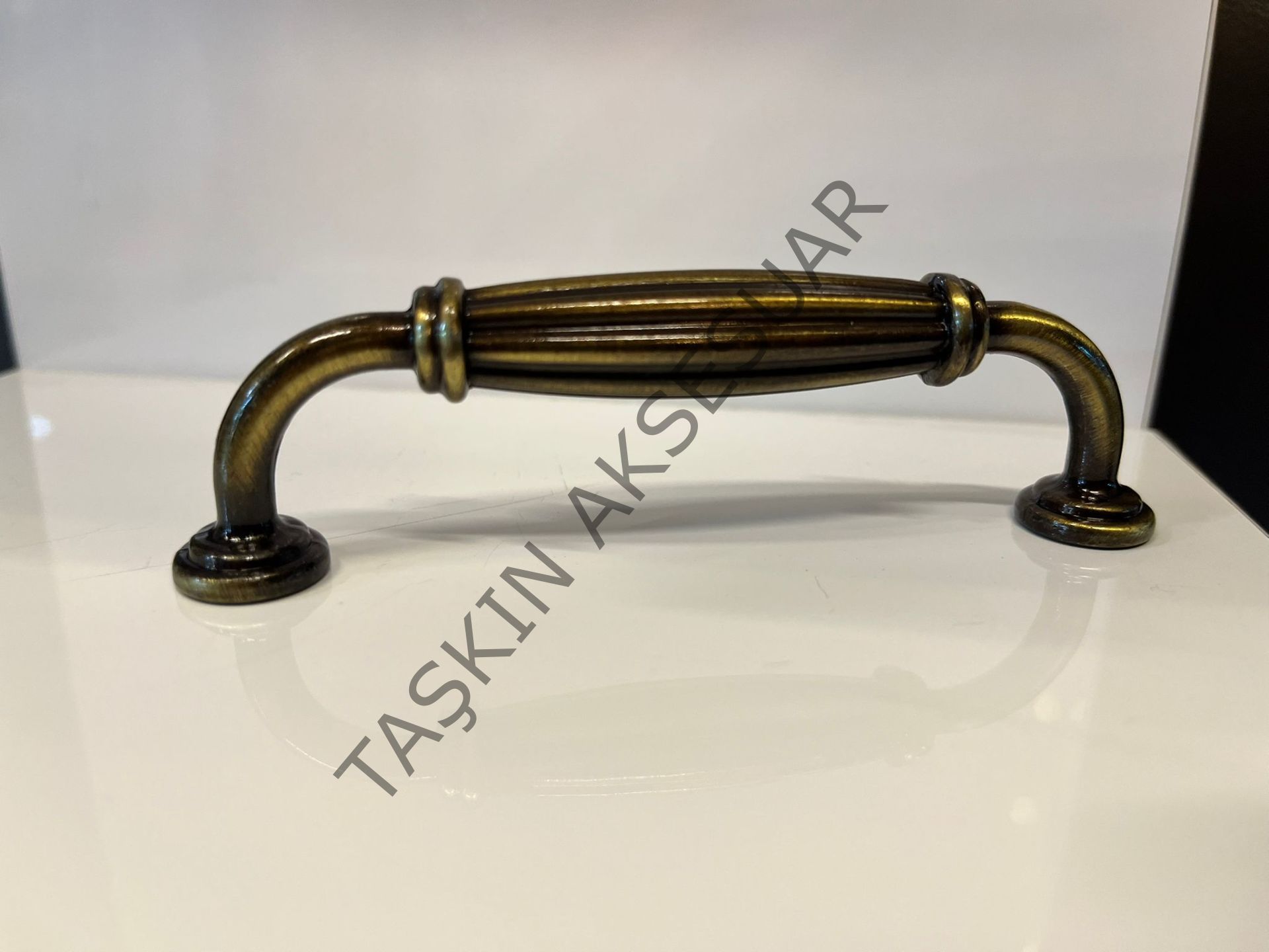 Parga Metal Kulp 96-128mm Antik Sarı Dolap Kapak Çekmece Komidin Tv Ünite Modern Mobilya Kulbu Şifonyer
