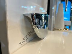 Zeus Düz Metal Kulp 64mm Krom Dolap Kapak Çekmece Komidin Tv Ünite Şifonyer Modern Mobilya Kulbu