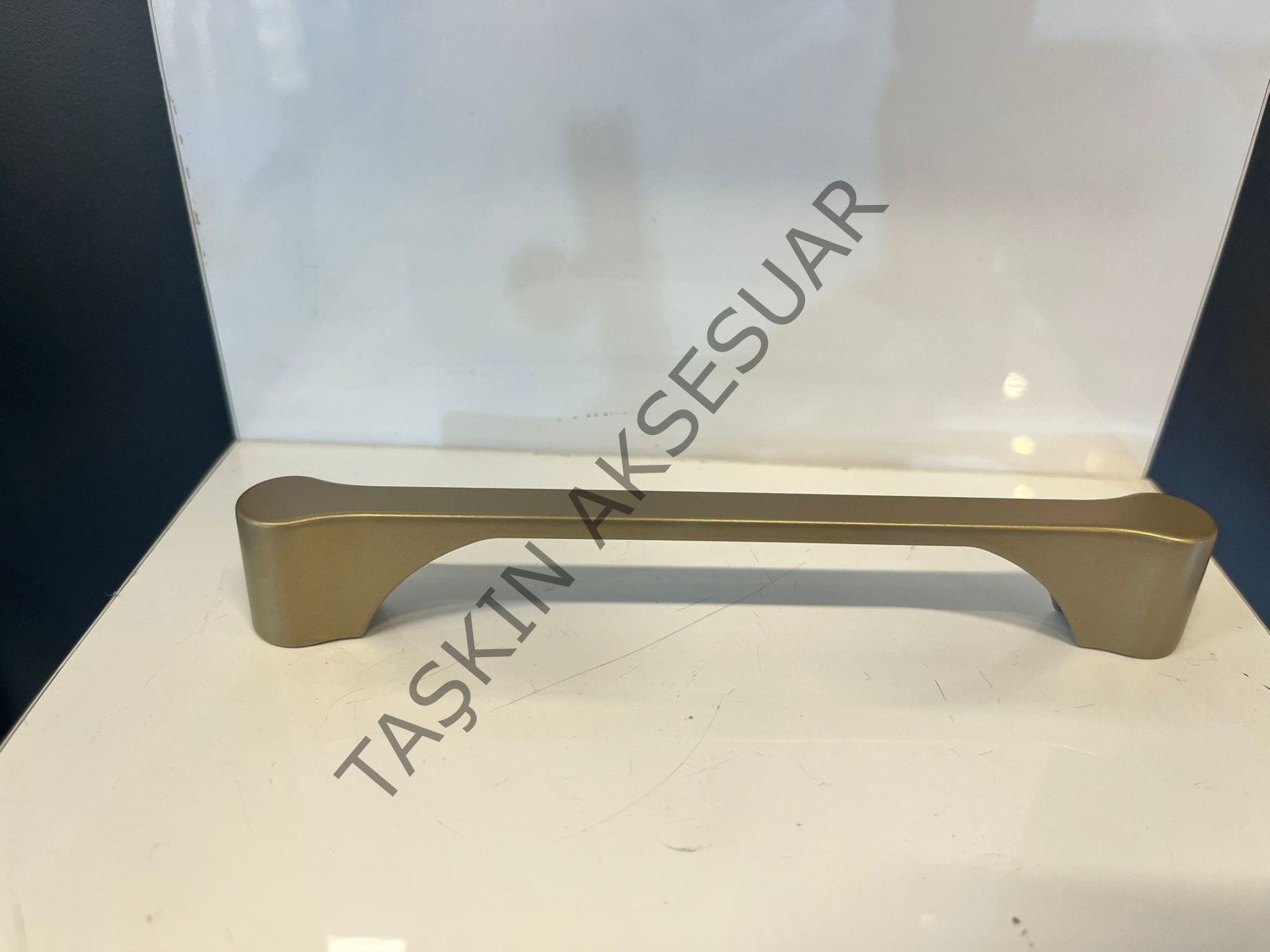 Venedik Metal Kulp 128mm Bonj Modern Mobilya Kulbu Dolap Çekmece Kapak Tv Ünite Komidin Şifonyer