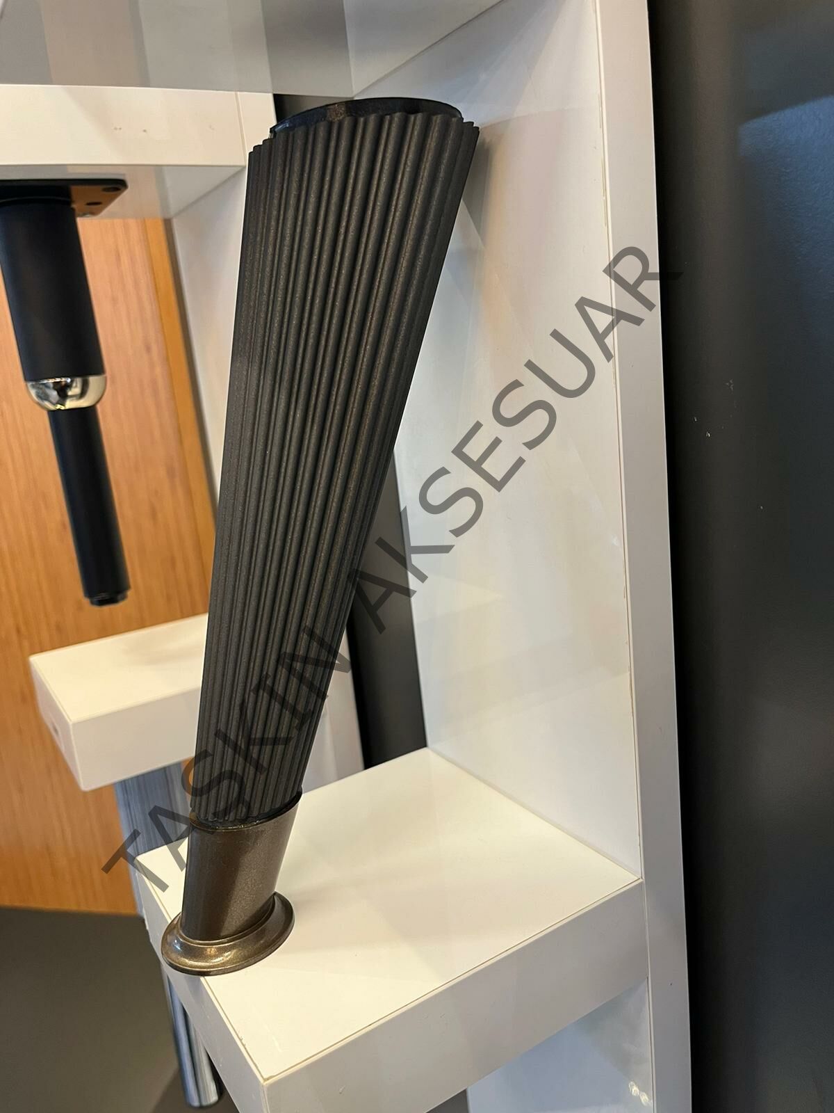 Suit Sert Plastik Ayak 23 Cm Füme+Bronz Renk Koltuk Ayağı Tv Ünite Modern Mobilya Dolap Komidin