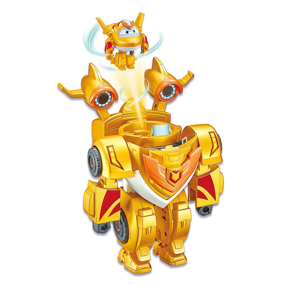 Super Robot Suit Golden Boy