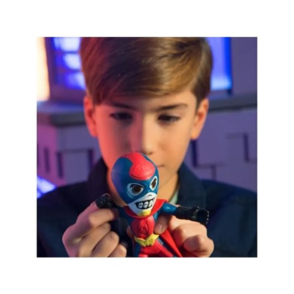 MASKED SUPER STRETCH PEPERMAN WITH 8 SOUND EFFECTS