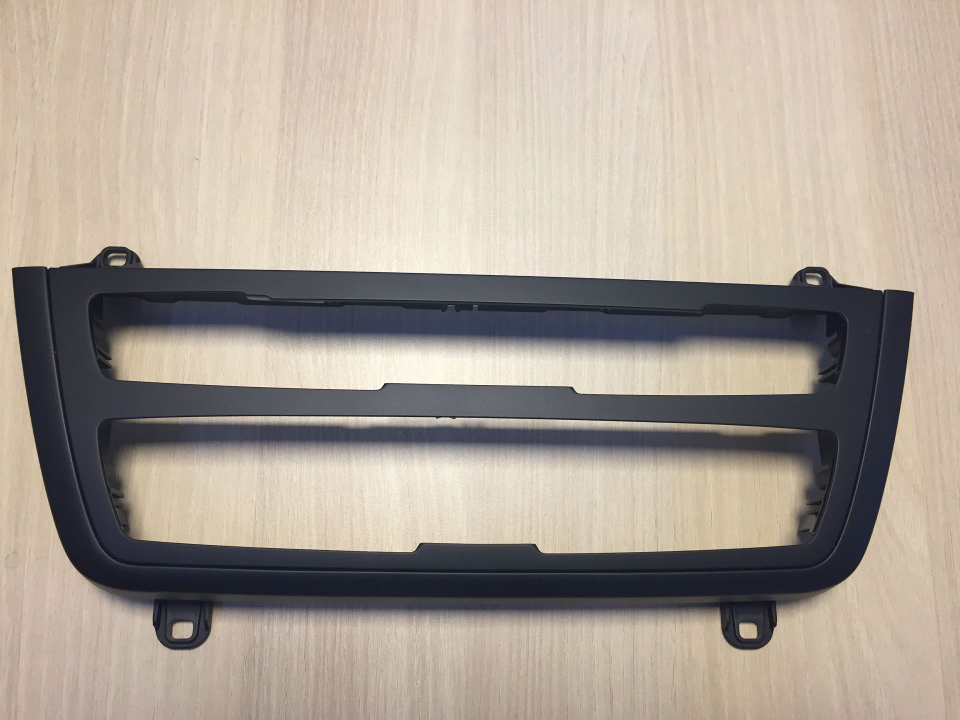 F30 KLİMA PANEL MAT ÇERÇEVE