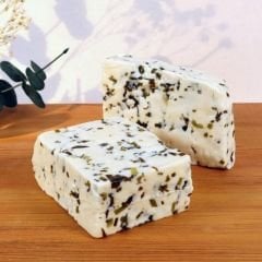 Van Otlu Peynir 4.5 KG (Teneke)
