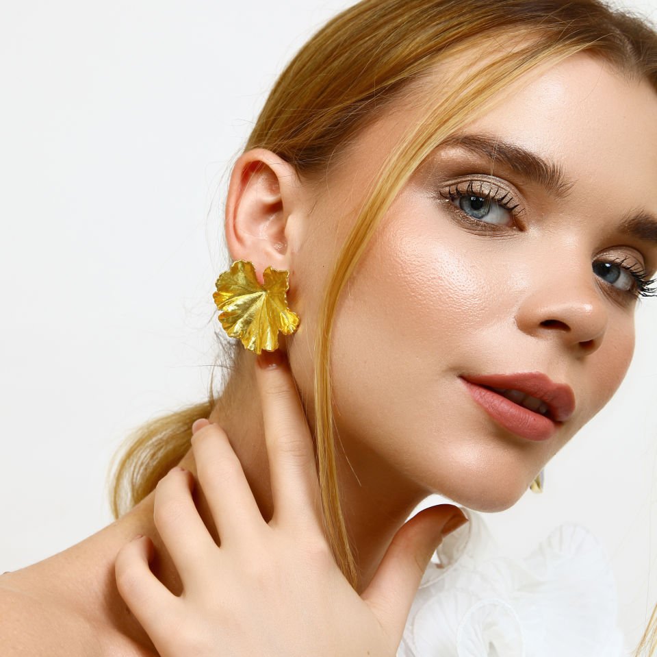 GOLDEN FLOWER