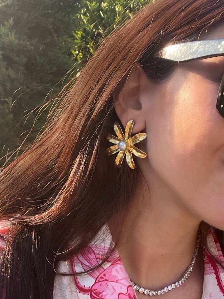 DAISY FLORAL