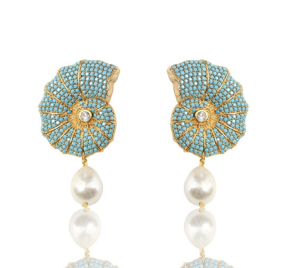 BLUE NAUTILUS WITH PEARL