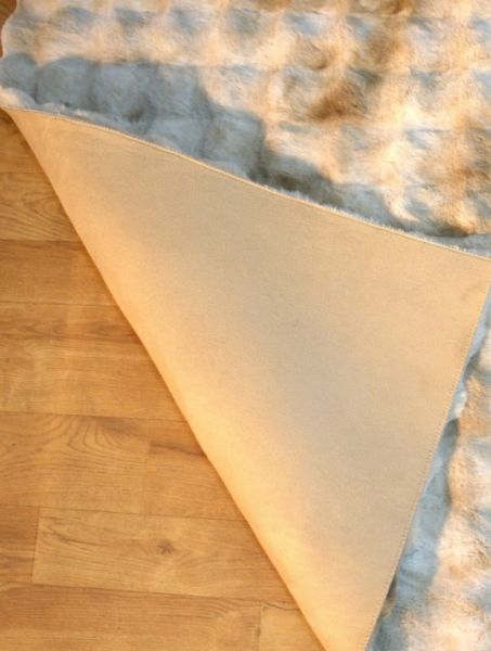 Ekstra Yumuşak Dokulu Multi Kahve Bubble Tavşan Tüyü Darcio Yuvarlak Post Peluş Halı